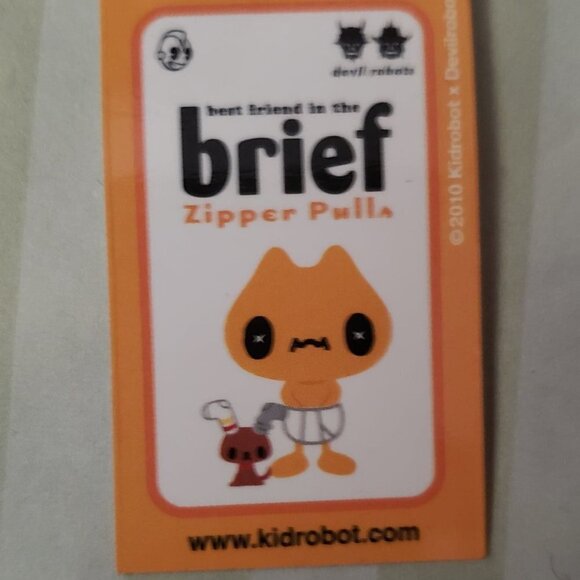 KIDROBOT Devil Robots - Briefs Zipper Pulls - Picture 2 of 2